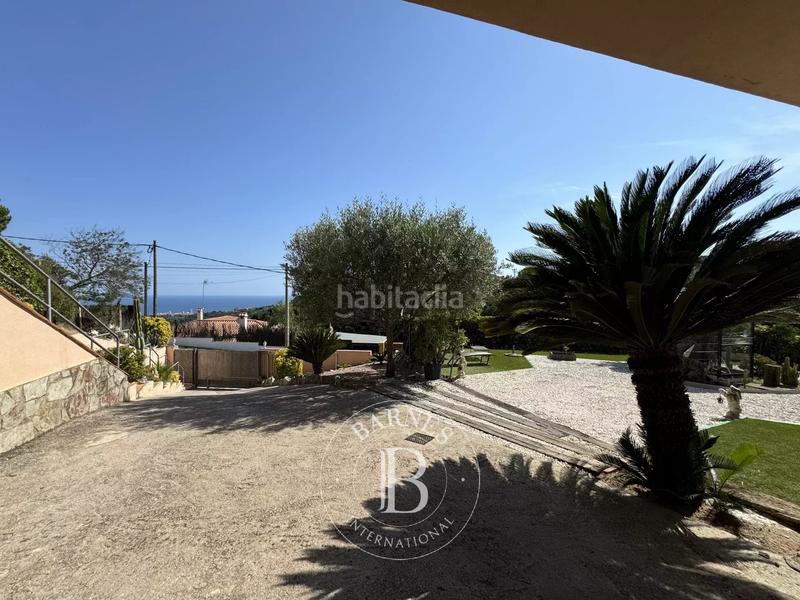 Foto cfbbb362-6a9f-4784-9957-bb076c04a214. Casa en Urbanitzacions Mataró