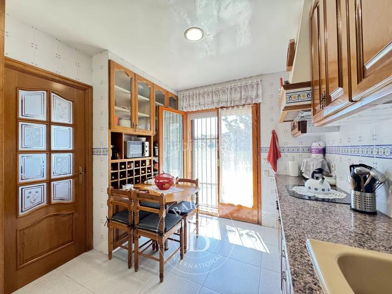 Foto b585f678-646d-4de8-8aef-8c56c7746bdc. Haus mit heizung parking in Urbanitzacions Mataró