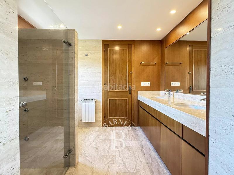 Foto 234e544e-7f99-4962-8195-fa21dabc1894. Casa en Urbanitzacions Mataró