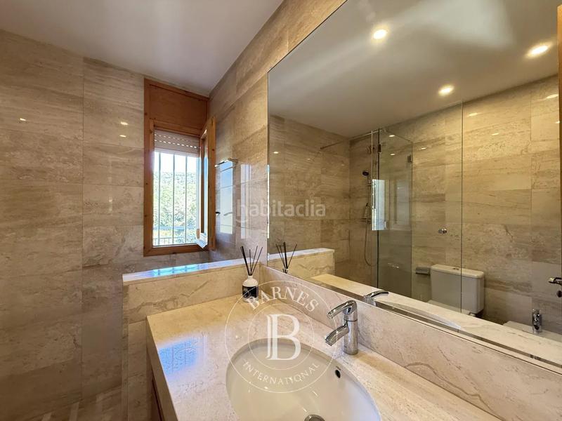 Foto a82fa3fa-f5a4-46e3-9341-0f02aac91a99. Casa en Urbanitzacions Mataró