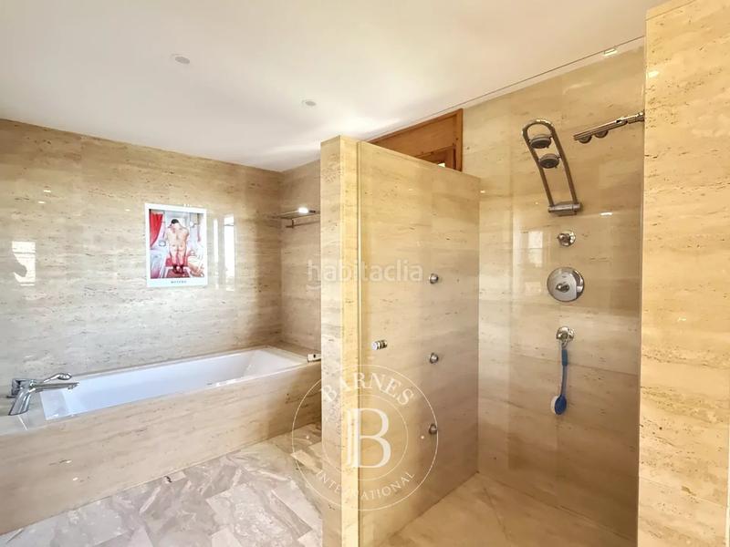 Foto cc6e8c1a-2d64-4ba4-b57b-7b8024a7eb11. Casa en Urbanitzacions Mataró