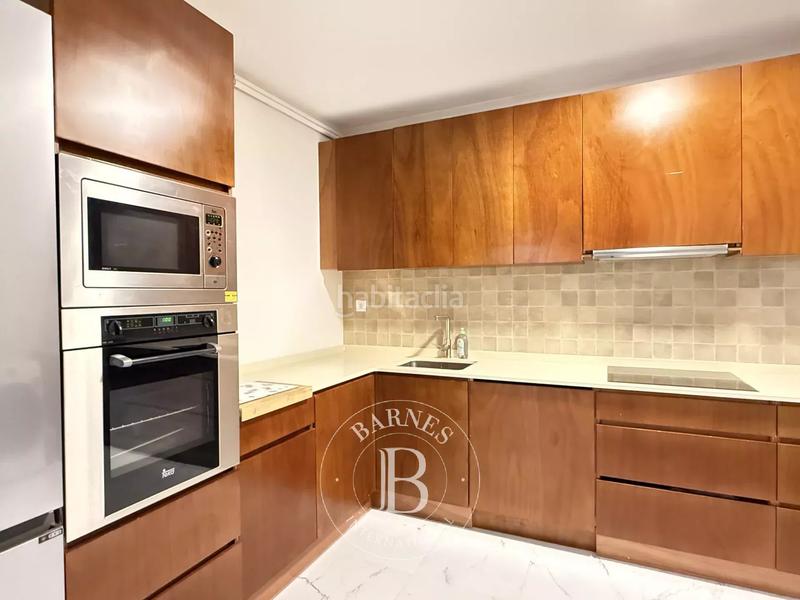 Foto 52745cfd-ae25-45ef-9aae-32140337dfd3. House with heating parking in Urbanitzacions Mataró