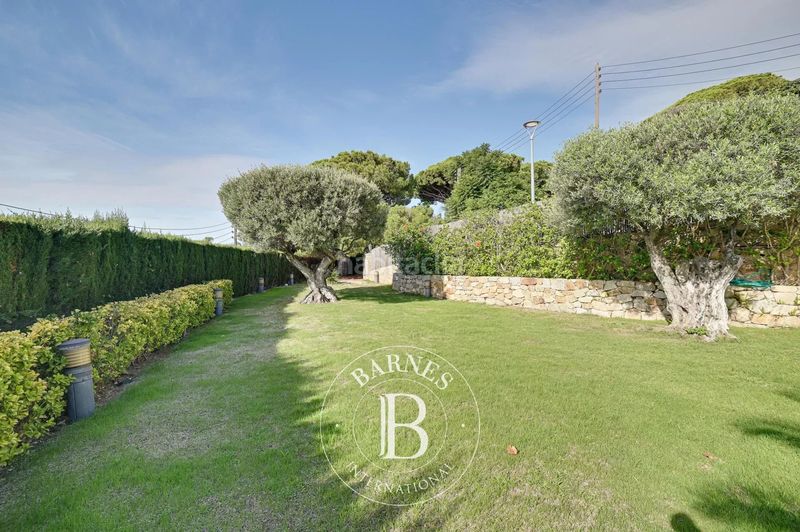 Foto a67ba3bb-6736-4b4b-a369-b647ba11724a. Casa amb calefacció aparcament piscina a Cabrils