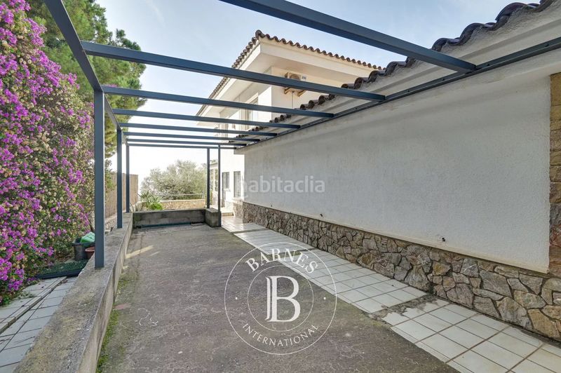Foto e6411518-d573-4bc0-b0c6-3744a9f7b9c7. Casa amb calefacció aparcament piscina a Cabrils