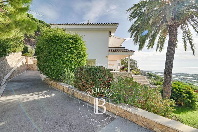 Foto f451653b-59ce-4613-ac3b-bbd034a64420. Casa amb calefacció aparcament piscina a Cabrils