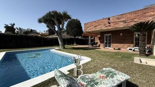 Haus in El Balís - Can Calella