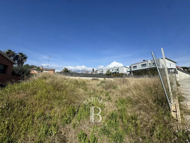 Foto 57d0c77d-23d2-4c40-b770-140fbe1f72fc. Terreny residencial a Can Quirze Mataró