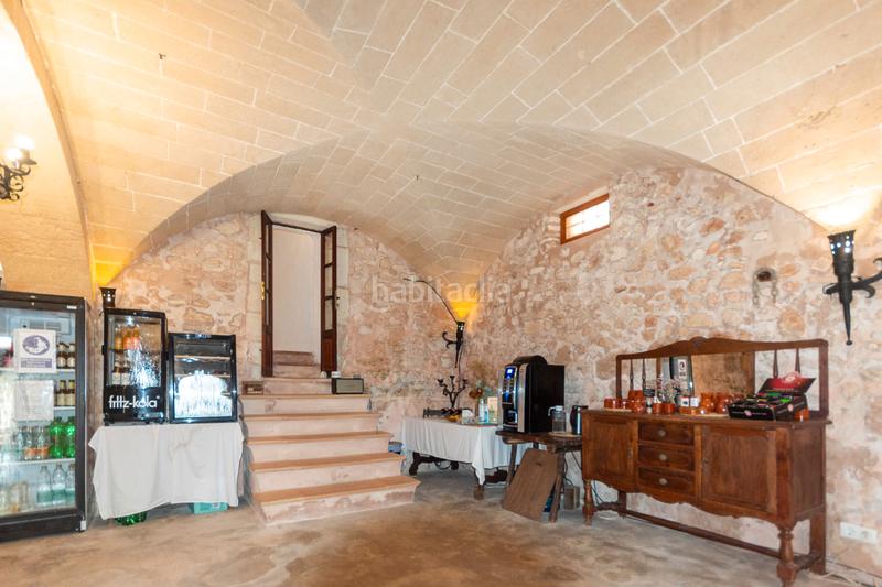 Foto a73c8b5e-cae3-4e10-8d68-ac6a1d0a6cf7. Local comercial en Felanitx poble Felanitx