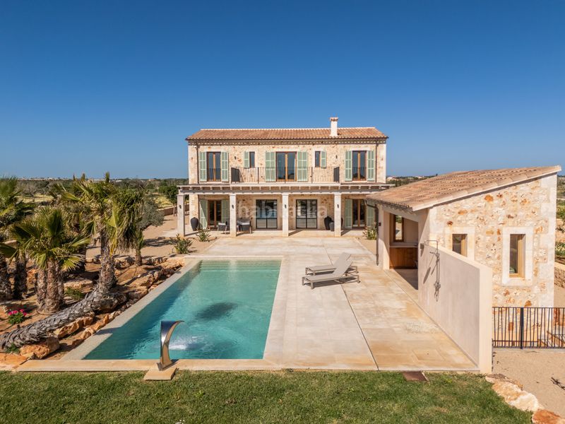 Foto 219551f2-b97f-4e3b-abbd-faddfbd06104. Masia amb calefacció aparcament piscina a Es Llombards Santanyí