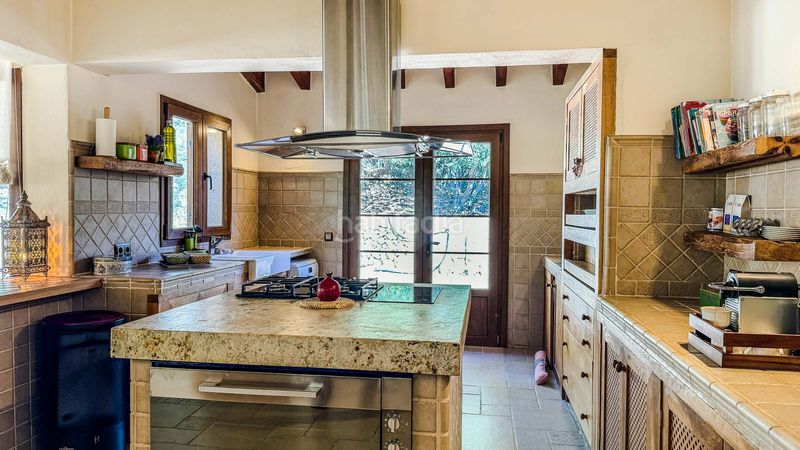 Foto 3da9e2d2-e849-44f2-aa7d-51f378274fa0. Masia amb aparcament piscina a Calvià poble Calvià