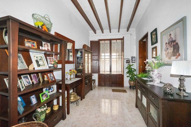 Foto bfaaf534-0a83-4747-8e0e-1075232d64ae. Casa amb aparcament a Felanitx poble Felanitx
