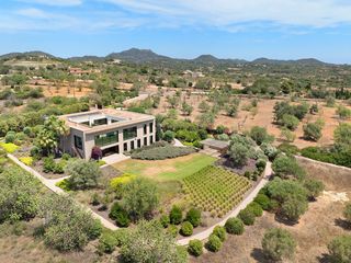 Country house in S´Alquería Blanca - Calonge. Casa de diseño moderno con vistas al mar, piscina de alta tecnol