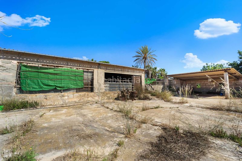 Foto 10bf8f24-0b8b-4d19-aa07-6e736845b40d. Casa amb aparcament a Campos poble Campos