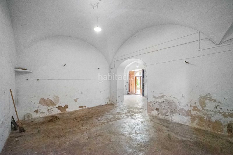 Foto 9bd31e17-6bd3-4c85-a355-ef77daeb4bbc. Casa amb aparcament a Campos poble Campos