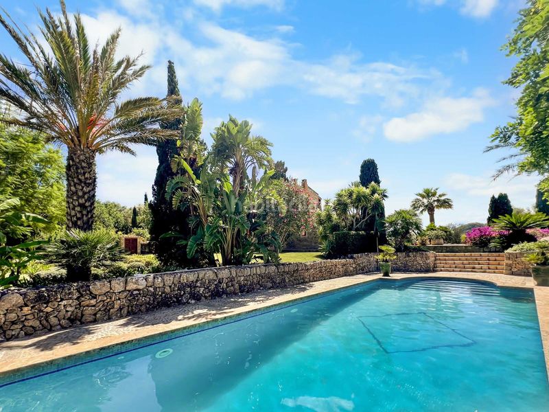 Foto a3af5b3e-970b-4c9f-8b38-b6329d412838. Masia amb aparcament piscina a Felanitx poble Felanitx