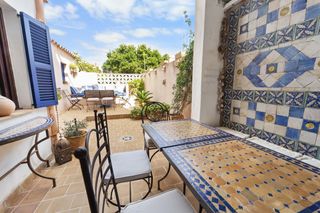 House in Felanitx Poble. Exclusivo  casa unifamiliar en el centro de felanitx con dos viv