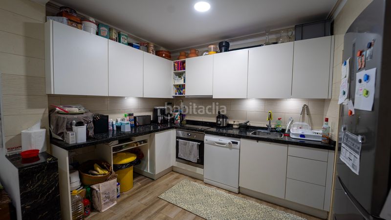 Foto fcee30b6-3938-46cd-808b-75c83cf3aee6. Edifici a Felanitx poble Felanitx