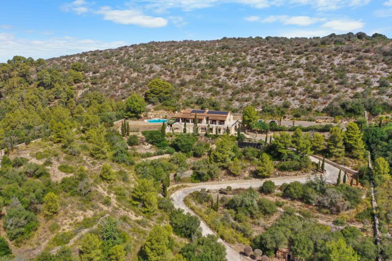 Foto f603c84c-38b3-4cd6-b130-0a4dca21b7e1. Country house with heating parking pool in Cala Murada Manacor