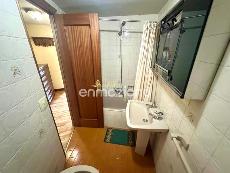 Foto ab1fa611-9445-4077-bf85-e6bd7faec78f. Piso  en venta calle alcalde luis treillard, Salinas, asturias en Castrillón