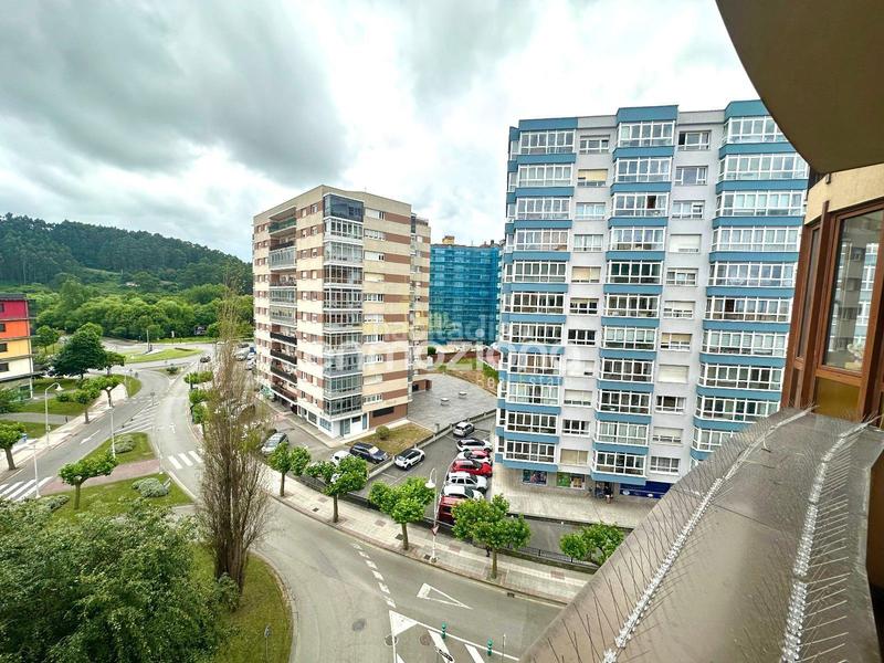 Foto c503d35a-76cb-44f2-8b0f-1cd715c0eabe. Piso  en venta calle alcalde luis treillard, Salinas, asturias en Castrillón