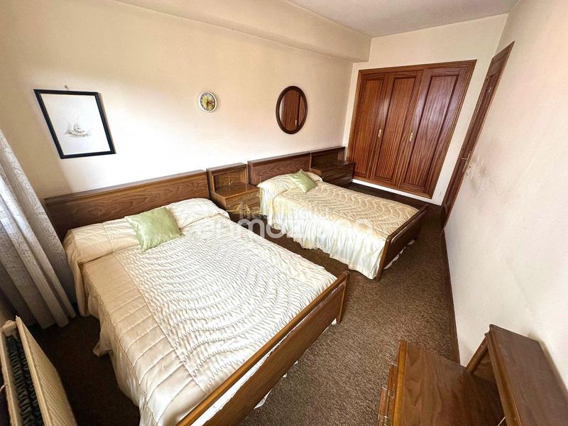 Foto f95be194-8295-42a3-82fd-87e1220fb0ff. Piso  en venta calle alcalde luis treillard, Salinas, asturias en Castrillón