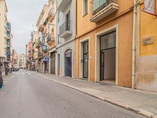 Local Comercial a Calle vilafant 29. Tu negocio en el corazón de figueres!
