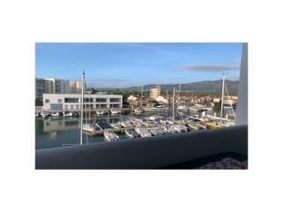 Appartement  Avenida del port joan 21. Precioso apartamento con vista al canal con licencia turstica