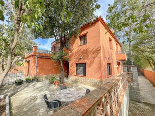 Casa  Albanyà, espanya. Mágnifica casa en venda en albanyà alt empordà
