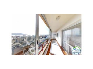 Appartement  Calle del cap de ponent 11. Apartamento 68 m en roses santa margarida a 1400 metros del mar