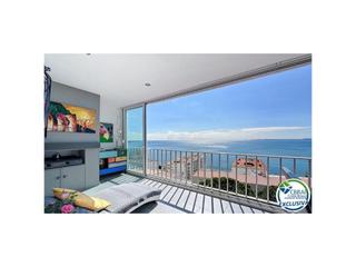 Pis  Calle d'antoni canals 96. Apartamento de 80 m con vistas al mar excepcionales entre roses