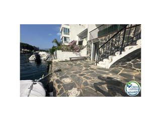 Pis  Sector port banyuls 18. Apartamento reformado con amarre privado en el puerto de banyuls