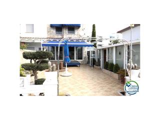 Casa  Carrer port joan. Venta de casa con gran amarre en santa margarita, roses