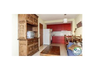 Apartament a Santa Margarida. Apartamento con parking a 600m del marplaya.