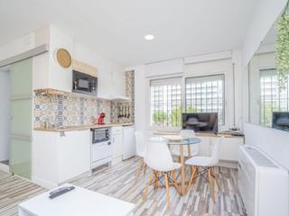 Flat in Moxó - Sant Mori. Maximiza tu rentabilidad con éste apartamento reformado en empur