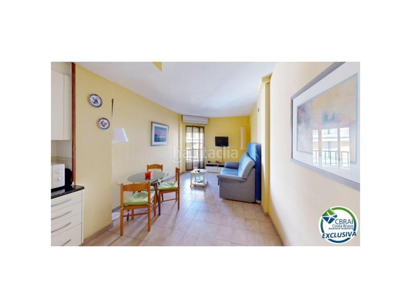 Foto ac74b107-f520-471c-833c-93e6d0ac0b3b. Estudio en paseo maritim 29 estudio en venta a pocos metros del paseo marítimo en Roses