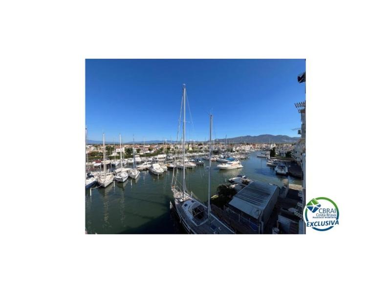 Foto 275b08f4-543b-4cd6-8962-5fb98cb8cb45. Piso en sector port grec 2 apartamento en perfecto estado. en Empuriabrava