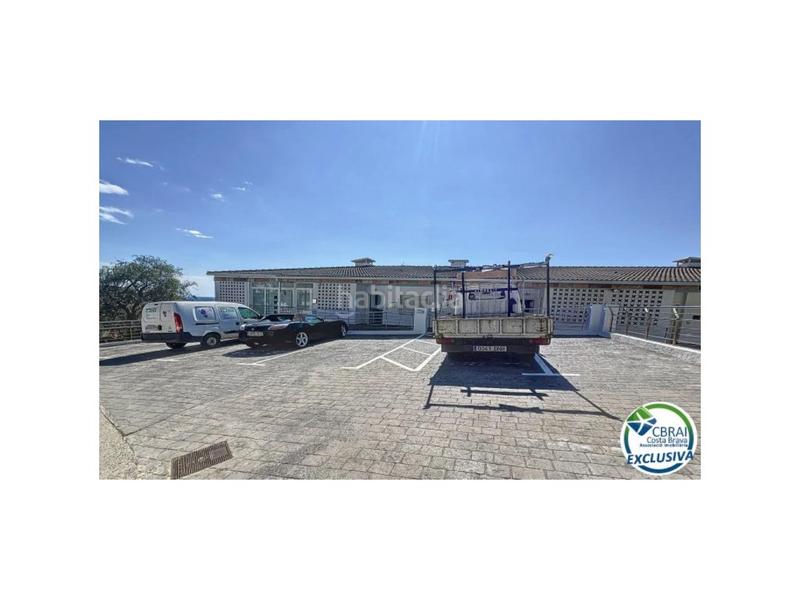 Foto e89a3efe-c4b9-46c7-9555-9d86b0412246. Piso en calle d'antoni canals 96 apartamento de 80 m con vistas al mar excepcionales entre y canyelles en Roses