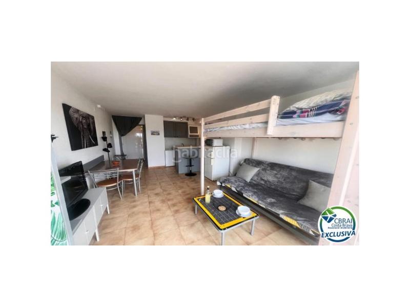 Foto f7d40bb3-a358-4bf0-a840-d5e70213c84c. Estudio en carrer muga-a muga park acogedor estudio con licencia turística y con terraza privada y vistas panorámicas al mar. en Empuriabrava