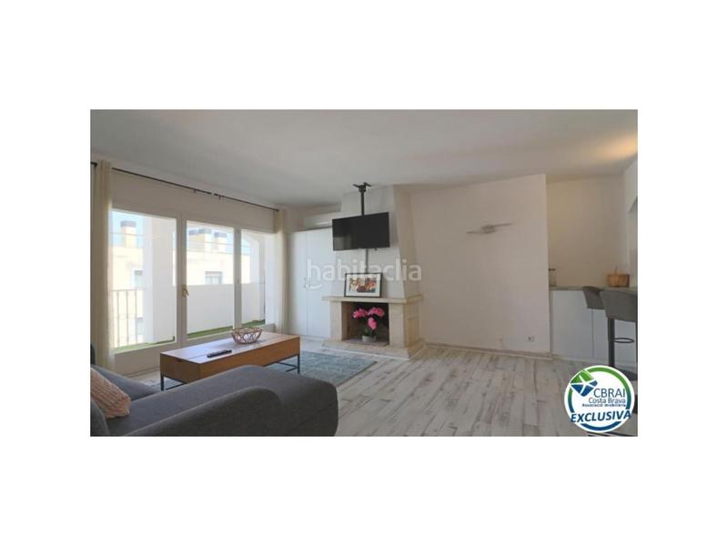 Foto c1f10084-055c-4ee8-837a-8e149181be4e. Piso en sector cavall de mar 55 encantador apartamento reformado en caballito de mar en Empuriabrava