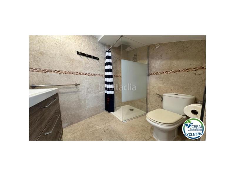 Foto dc057fb5-8030-4b7b-b25f-4f32f3d56044. Casa en sector poblat tipic/av. canal 3 en venta casa típica española distrito poblado típico en Empuriabrava