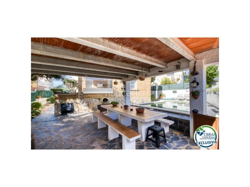 Foto 1166a658-dbab-4ca4-b9fa-023ffd00d8e6. Casa en calle de roma 20 encantadora casa independiente con piscina en mas oliva, en Roses