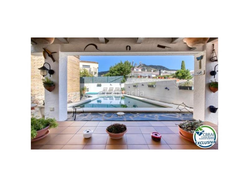 Foto 802fe27a-a337-414d-8ba3-8a8e3c242095. Casa en calle de roma 20 encantadora casa independiente con piscina en mas oliva, en Roses