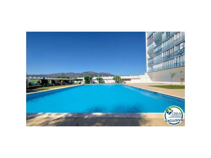 Foto b76f746b-0101-4212-bb5c-263a7f2c7619. Estudio en calle de l'alhambra magnífico estudio en venta. en Roses