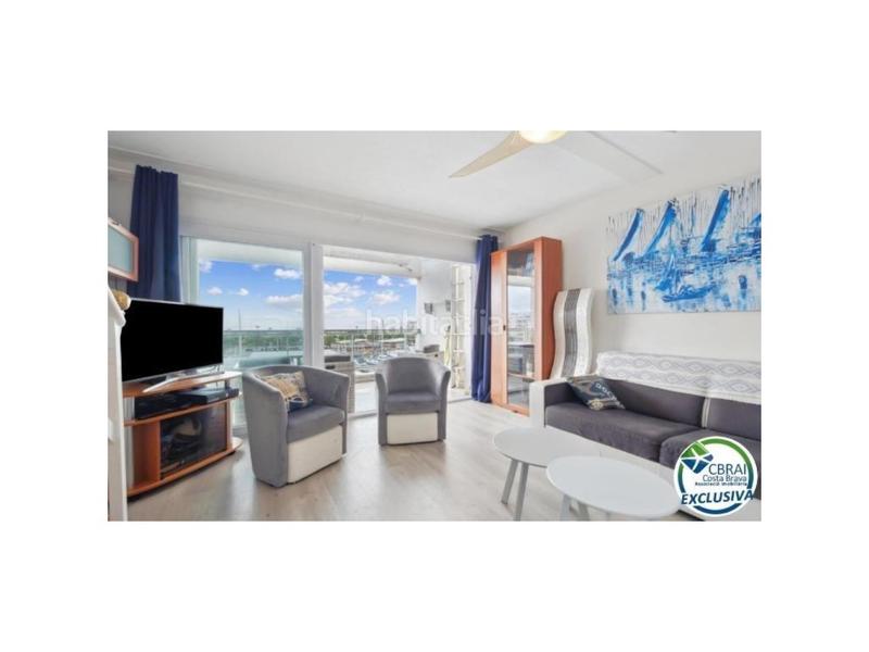 Foto c096be91-3dd6-4cc7-8730-2ca56ee7da22. Ático en sector del port grec áticodúplex reformado con terraza de 8m2 y vistas al mar y al canal en Empuriabrava