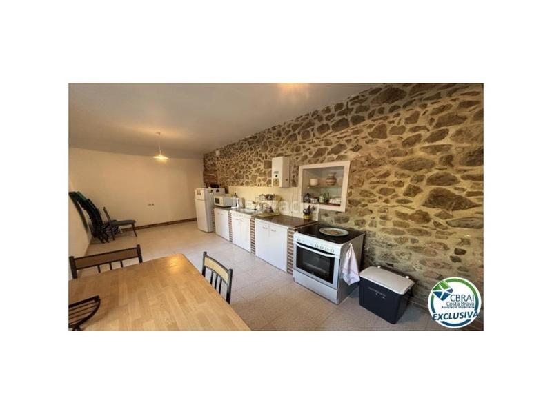 Foto 9067b596-b1cb-463c-b3b6-501d4fb8a8de. Casa en plaça de bòsnia encantadora casa en venta en vilajuiga! en Vilajuïga