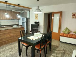 Appartement à Carrer de barcelona. Piso de 2 habitaciones en perfecto estado en lestartit.