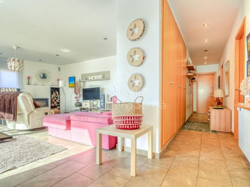 Foto 4e49a874-13c3-4de8-803c-4bbc3f13cb95. Casa en calle vilafant 15 en santa llogaia, privacidad, luz natural, espacio al aire libre ... 396 m2 útiles y 400 m2 de terreno 100 edificable. en Santa Llogaia d´Àlguema