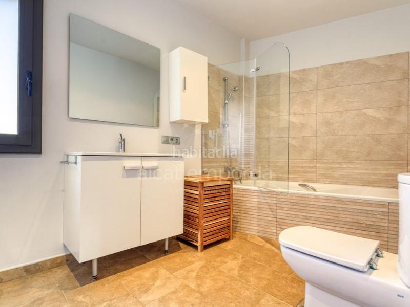 Foto e308a311-5fee-424d-9906-7e7649d41f9f. Casa en calle vilafant 15 en santa llogaia, privacidad, luz natural, espacio al aire libre ... 396 m2 útiles y 400 m2 de terreno 100 edificable. en Santa Llogaia d´Àlguema