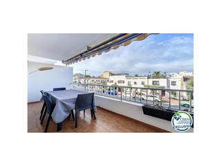 Appartement à Sector p.tipic/av.castello d'emp 6. Piso con licencia turistica cerca de la playa