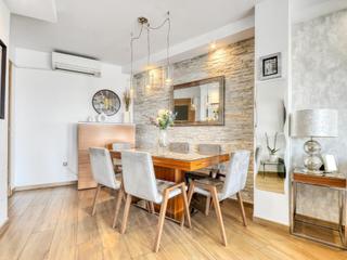 Appartement à Avenida vilallonga 25. Bonito y moderno piso reformado en vilatenim.